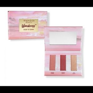Wanderess Dusk to Dawn Eye and Cheek Palette